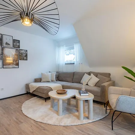 Modern 75qm With Balcony - Quiet Location Near