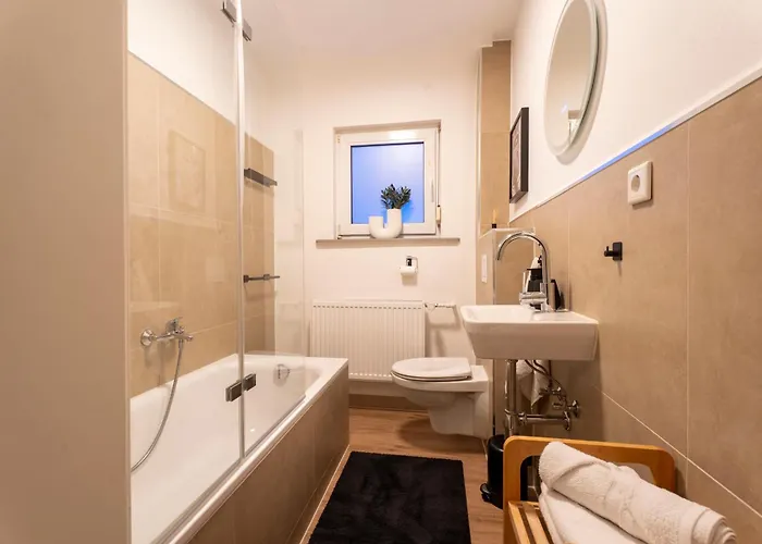 Lägenhet Modern 75qm With Balcony - Quiet Location Near