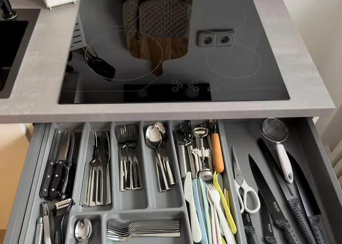 Modern 75qm With Balcony - Quiet Location Near Lägenhet *